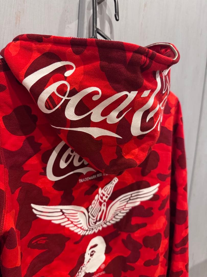 【希少】A Bathing Ape カモ柄パーカー×コカコーラ
