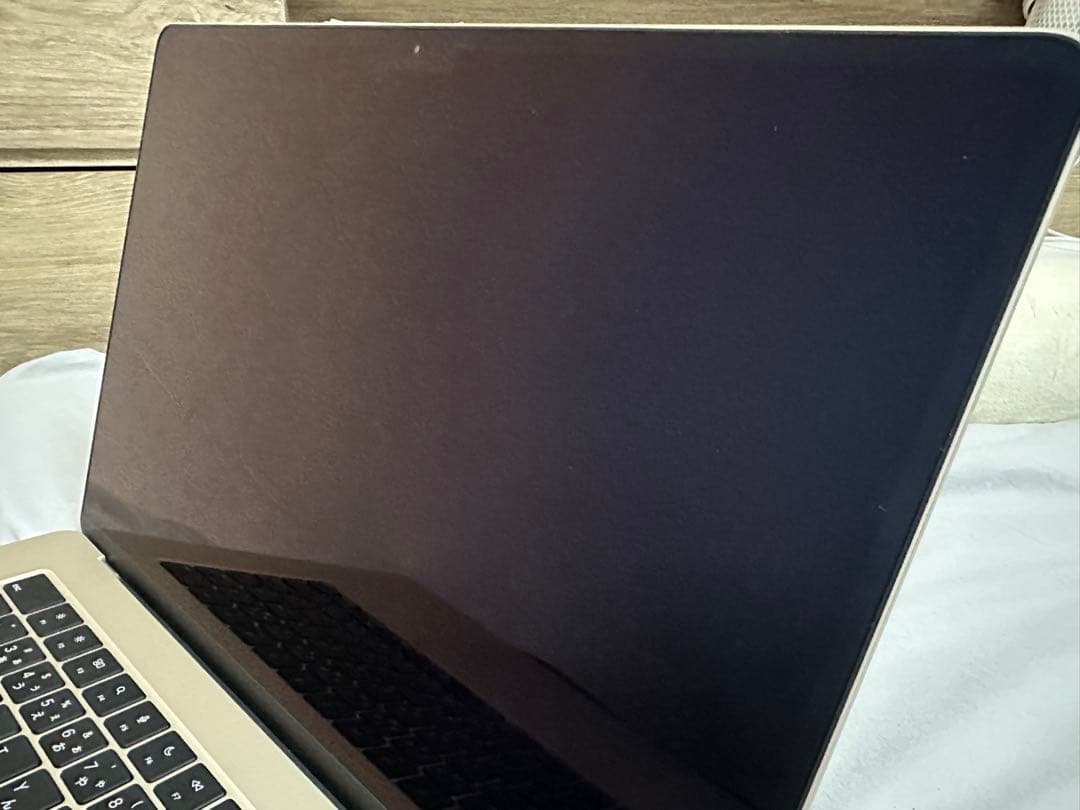 MacBook Air M2 8GB 15インチ