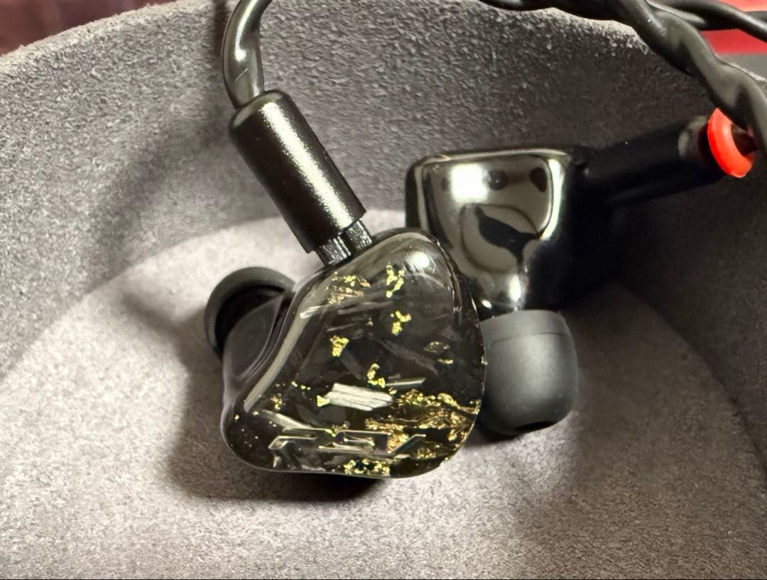 3/16まで SoftEars RSV 有線イヤホン