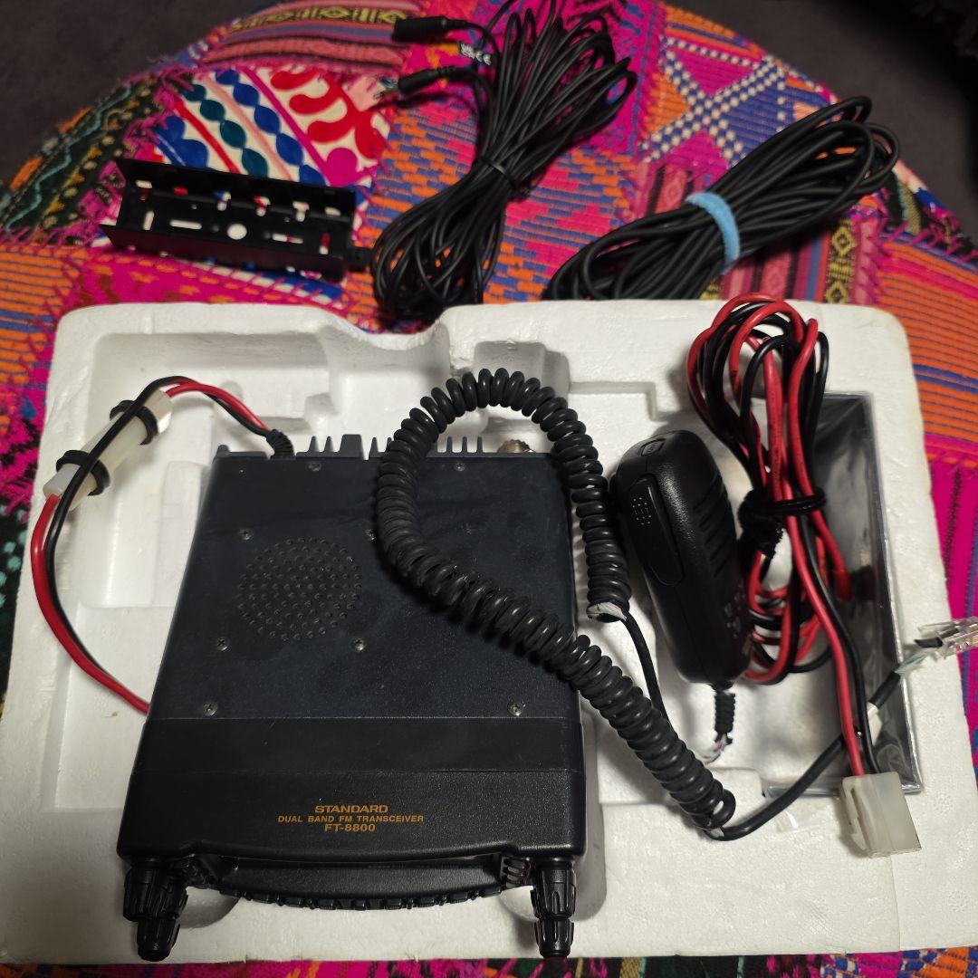 FT-8800 デュアルバンド トランシーバー セパレートケーブルキット付き