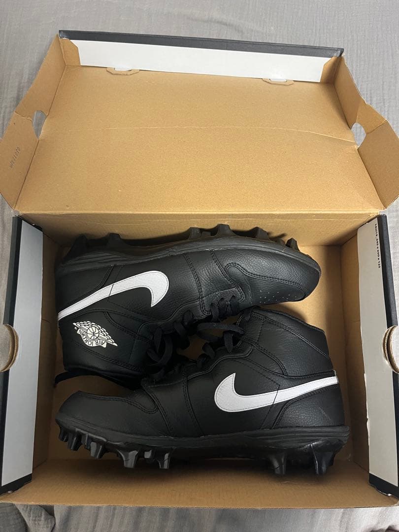 [日本未発売] 28.5cm Nike ジョーダン　アメフト　スパイク　ブラック