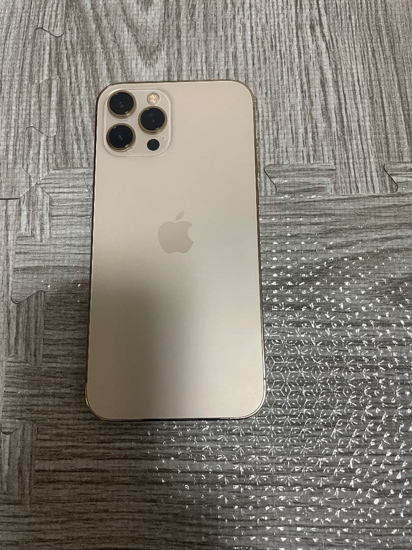 iPhone12 Pro Max 128GB シルバー