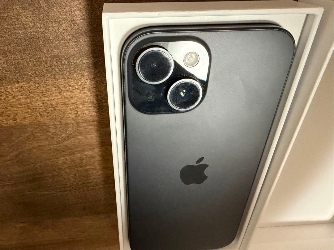 Apple iPhone 15 ブラック 本体 箱付き