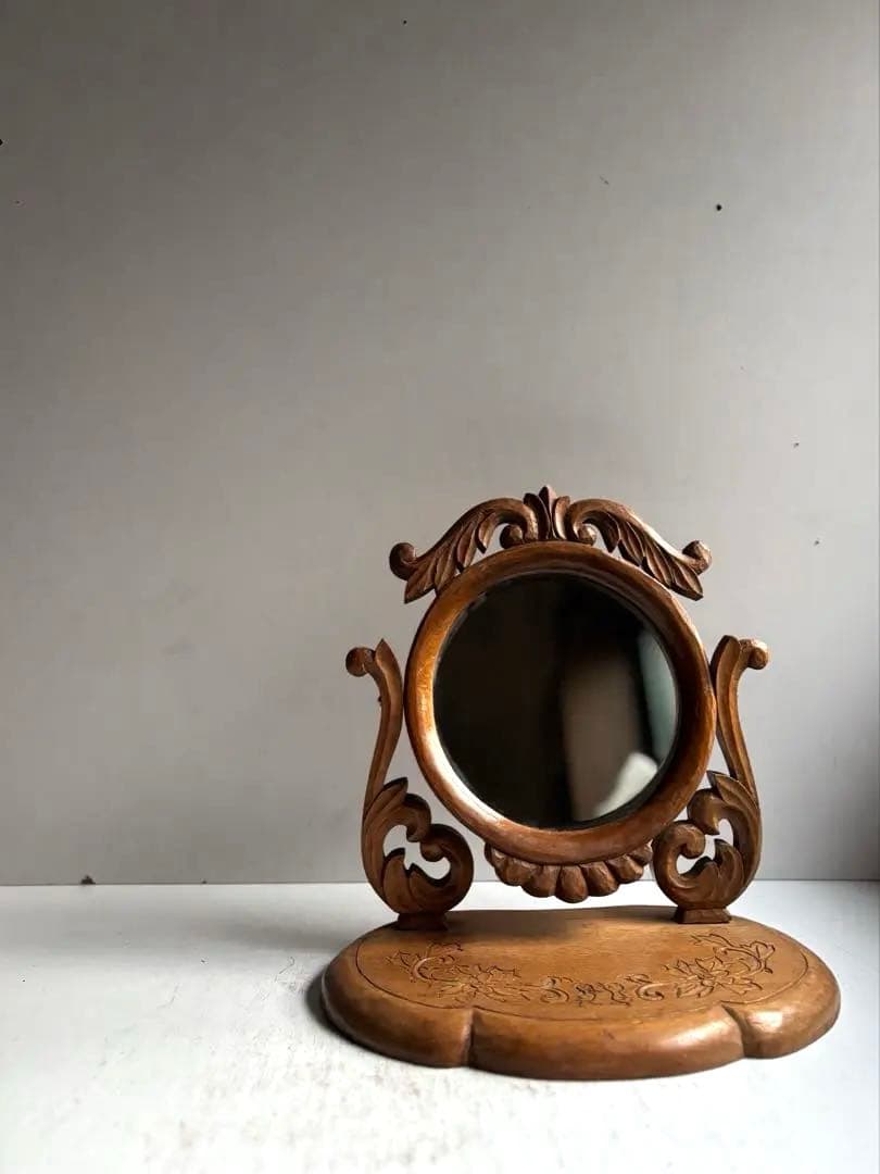 684 フランスアンティーク 木彫が美しい卓上鏡 鏡台 ミラー 蚤の市購入 パリ