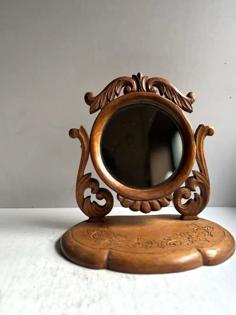 684 フランスアンティーク 木彫が美しい卓上鏡 鏡台 ミラー 蚤の市購入 パリ