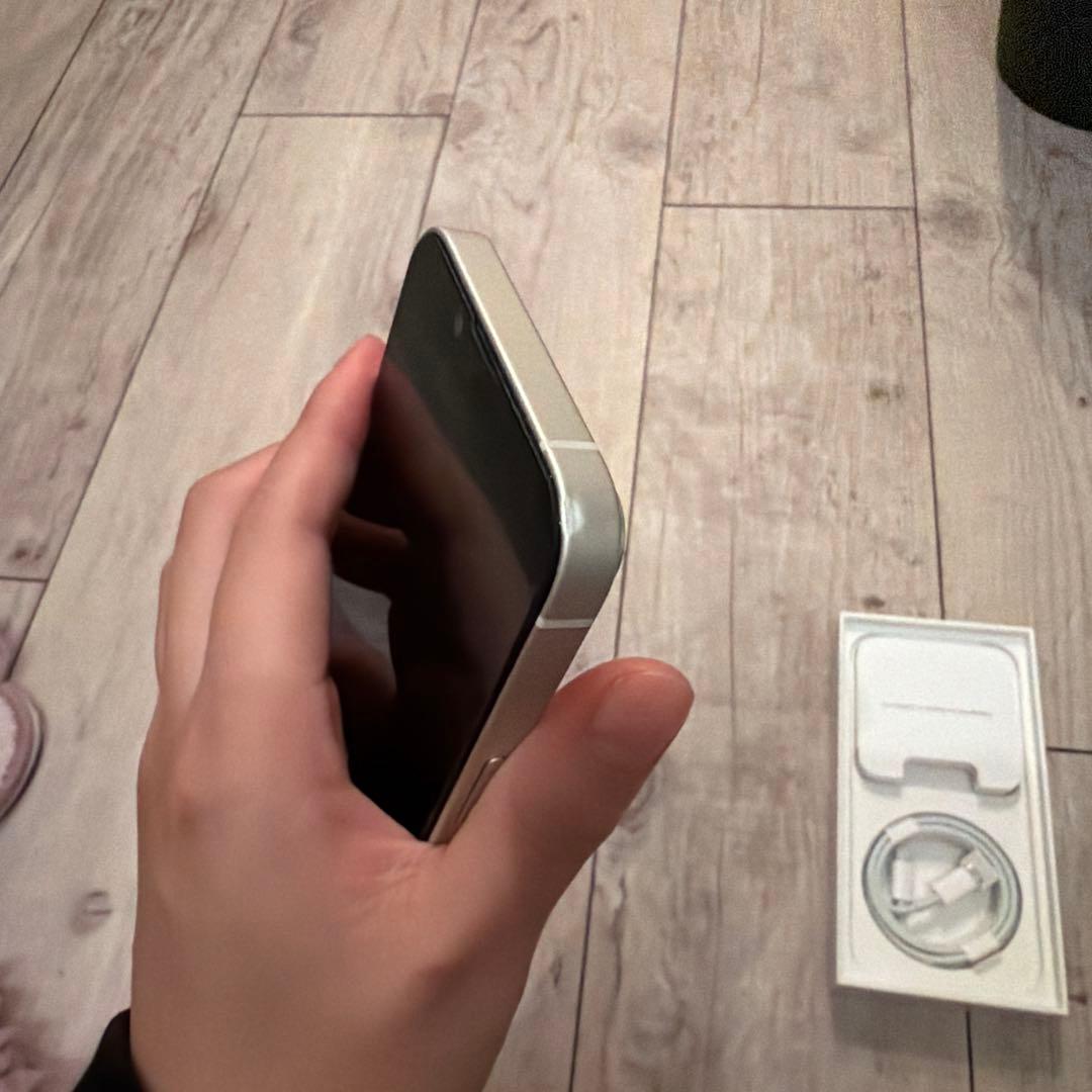 Apple iPhone 14 ホワイト 本体 SIMフリー