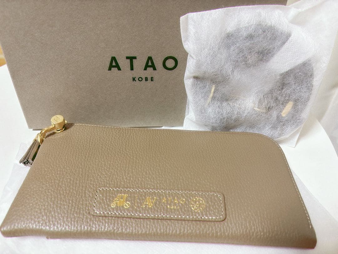 【新品 未使用】ATAO Batty(バティ)／バッグにもなる長財布