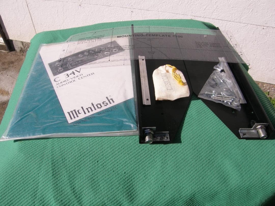 マッキントッシュC34Vプリアンプ中古動作品の出品です❣