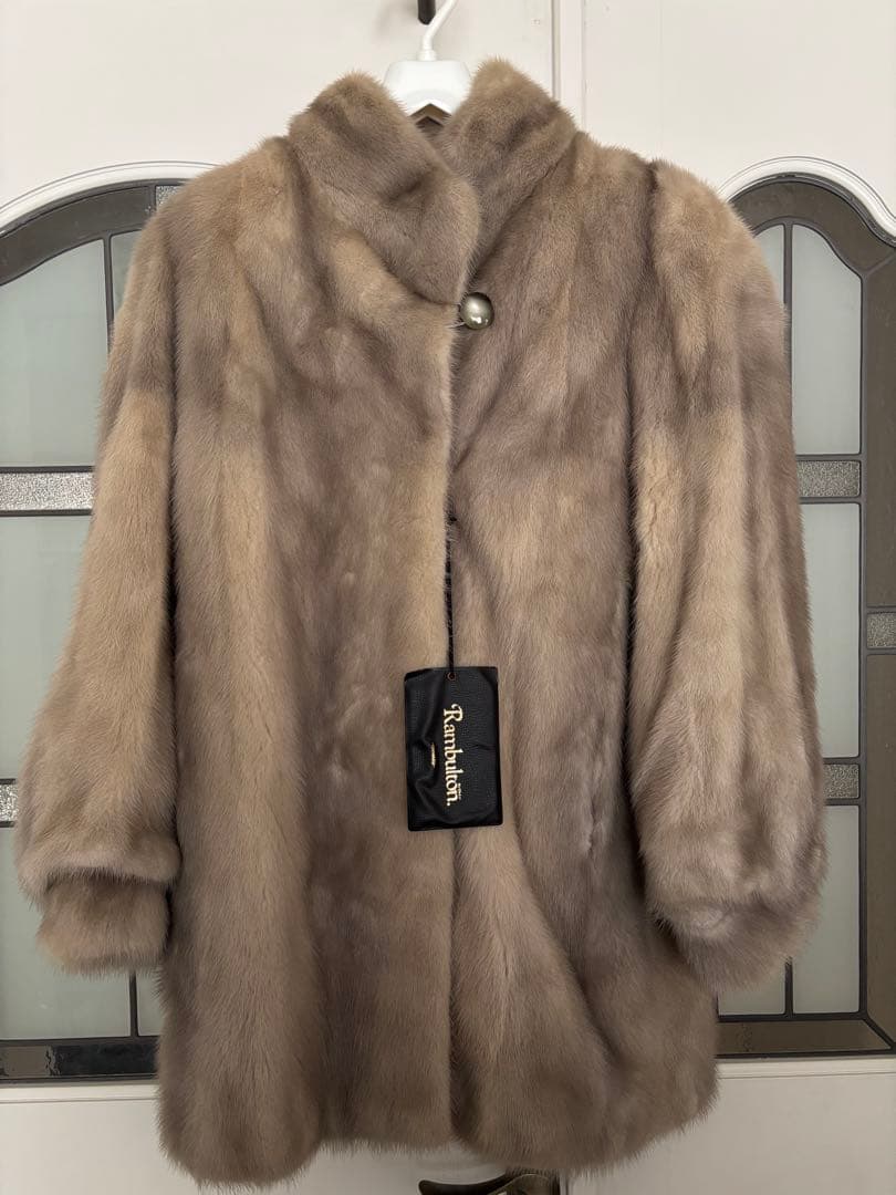 オンワード樫山　Rambulton サファイアミンク　8分コート　⚠︎注記あり