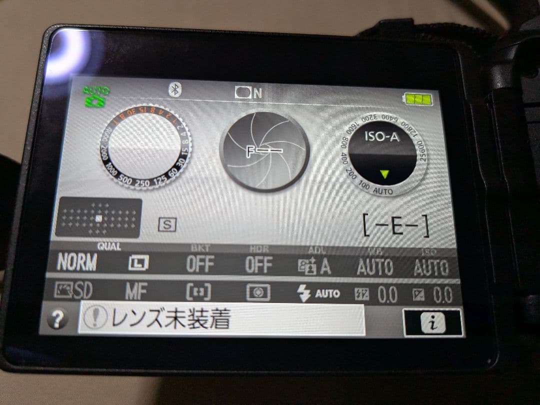 Nikon D5600ダブルズームキット　美品　値段交渉歓迎！