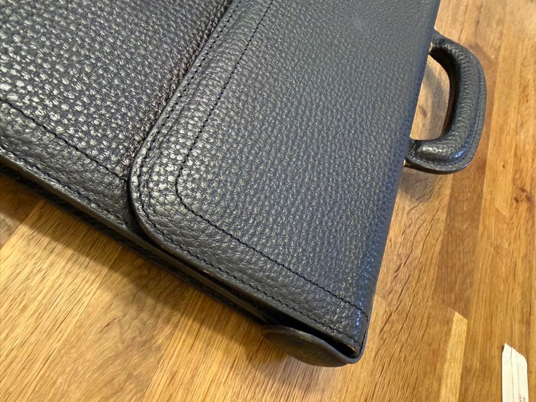 美品未使用〈LOEWEロエベビジネスバッグ ブラックレザー〉