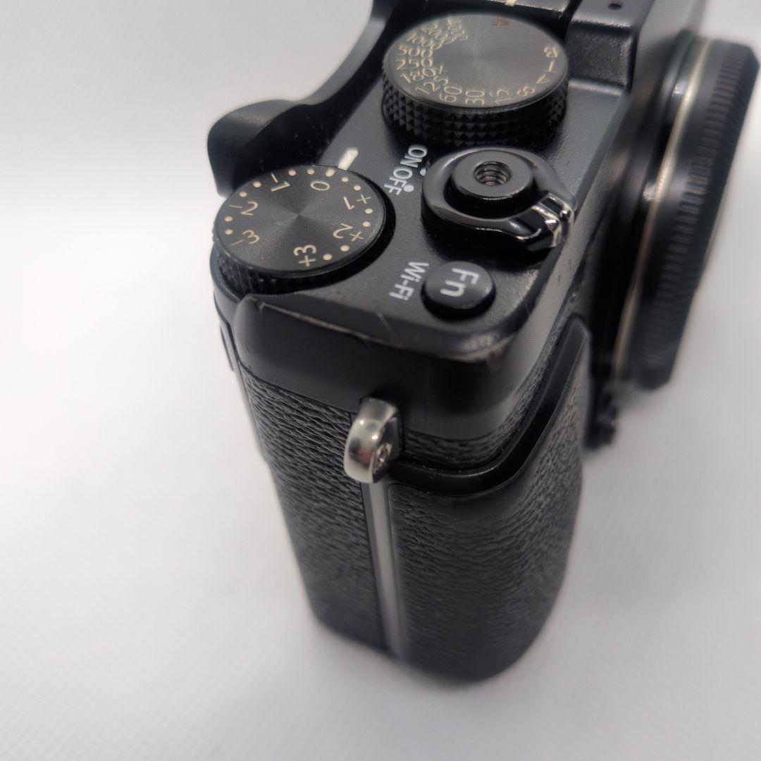 富士フイルム FUJIFILM X-E2 ボディ L字グリップ、充電コード付き