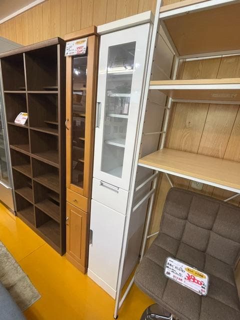 エナメルホワイト　スリムタイプ食器棚