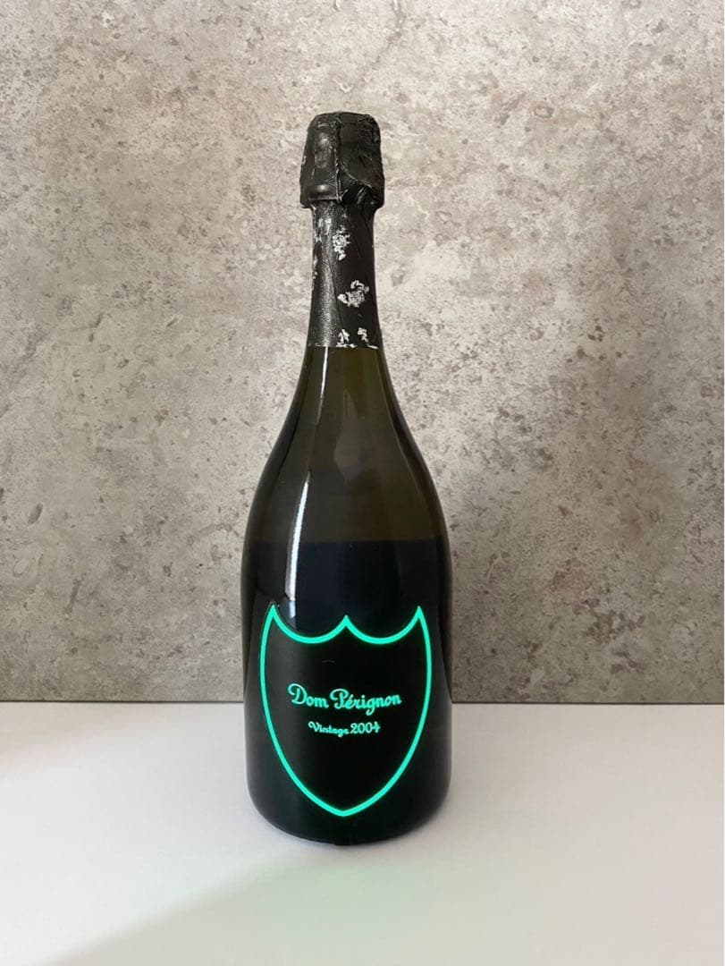 【貴重】ドン・ペリニヨン ルミナス ヴィンテージ 2004 光るラベル