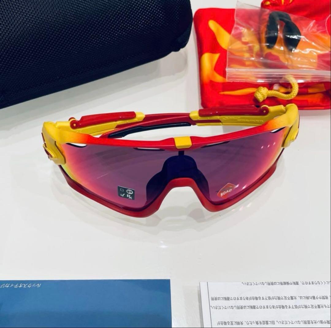 子分　オークリー