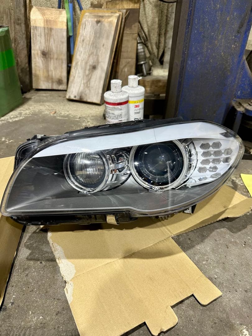  F10 Mスポーツ(23年式)純正ヘッドライト