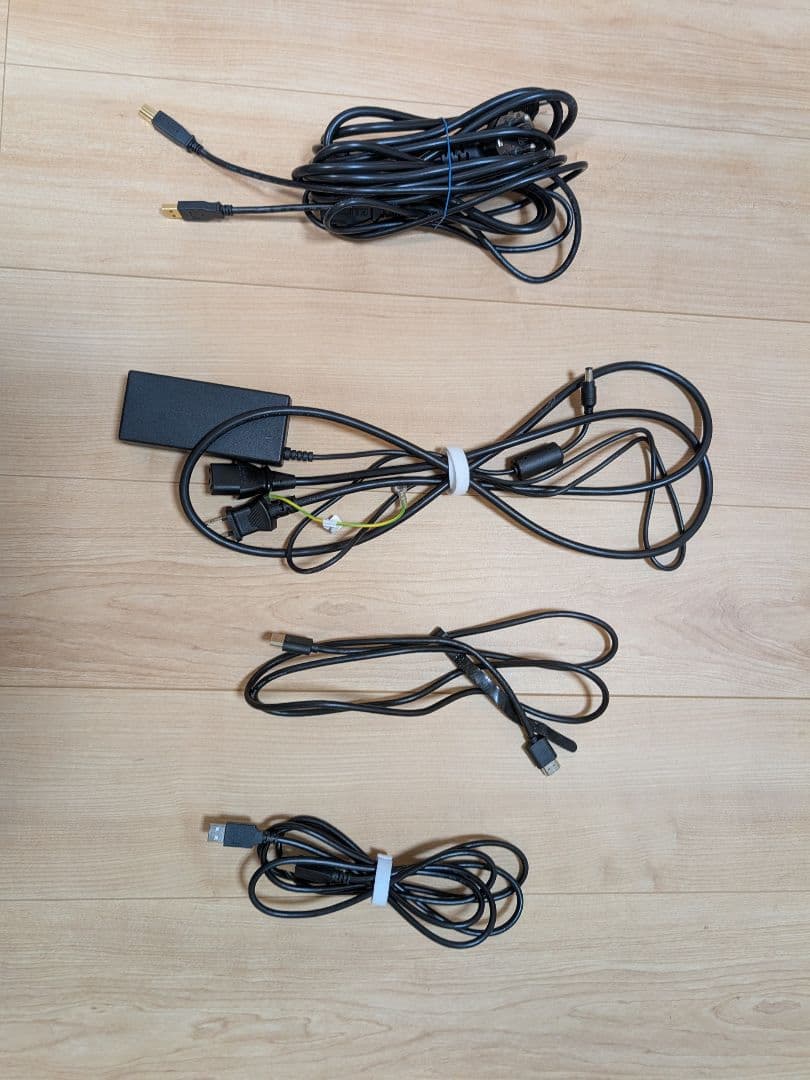 【2023年製】Wacom Cintiq 22 (DTK-2260) 【訳あり】