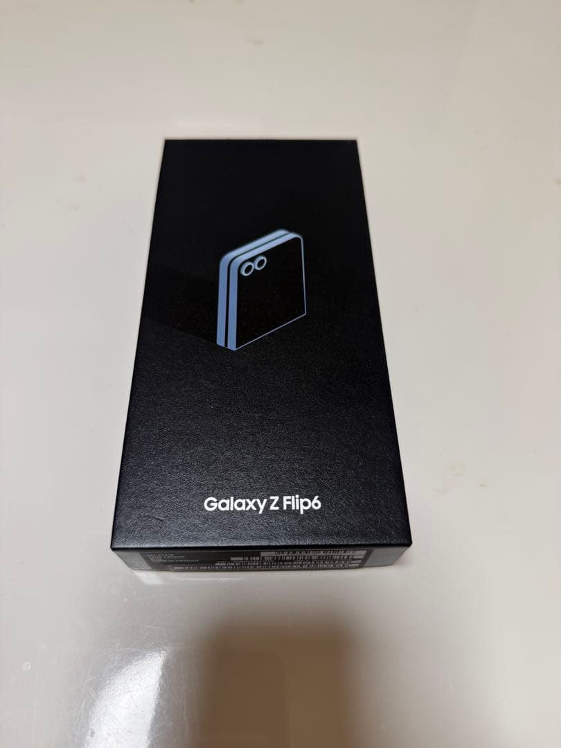 Galaxy ZFlip6 Blue 海外版 新品未使用(専用)