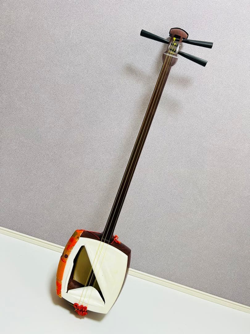 【高級 美品】三味線 中棹 紅木 プロ仕様 正寸 天然皮