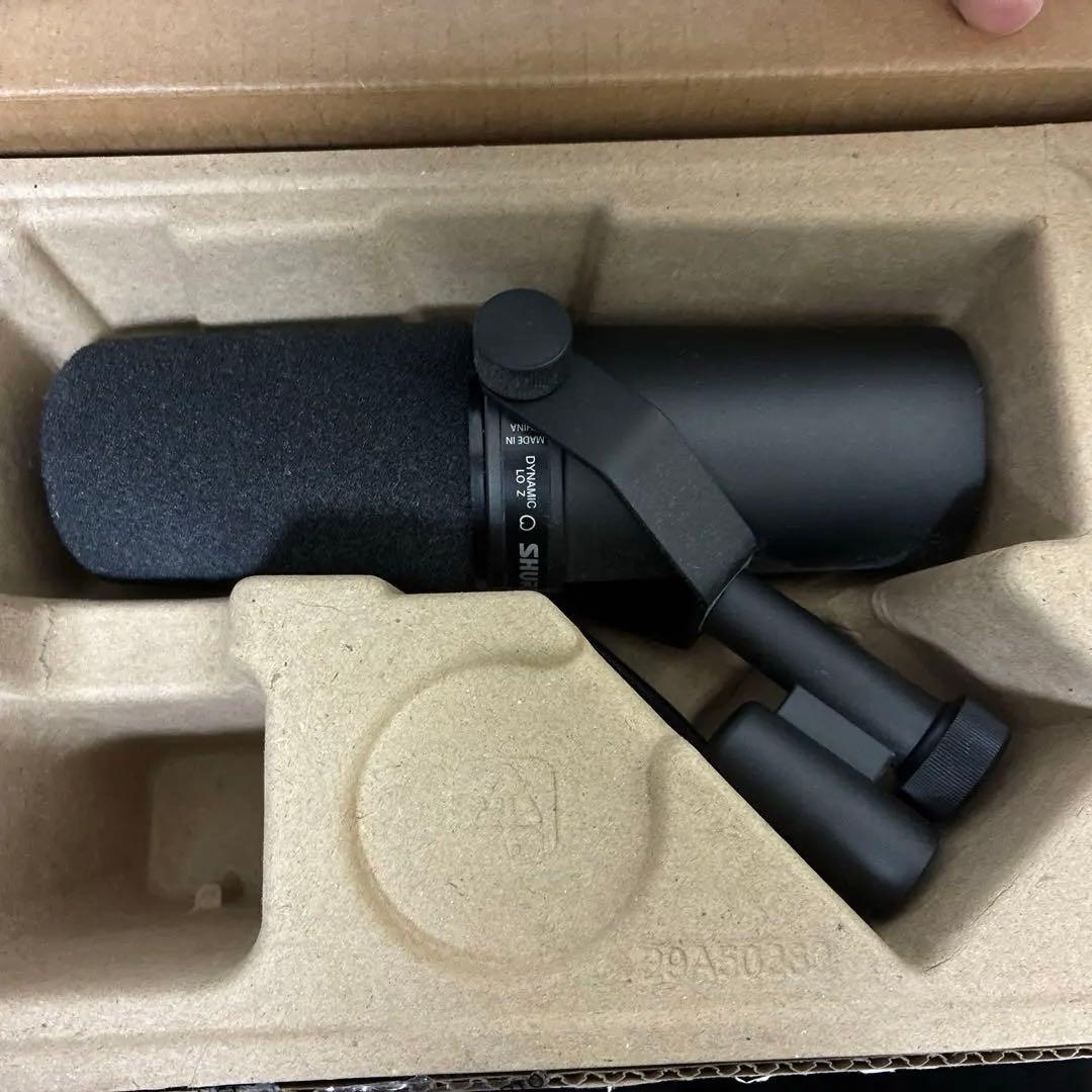 【大特価】SHURE SM7B マイクプリアンプ、ケーブル付き