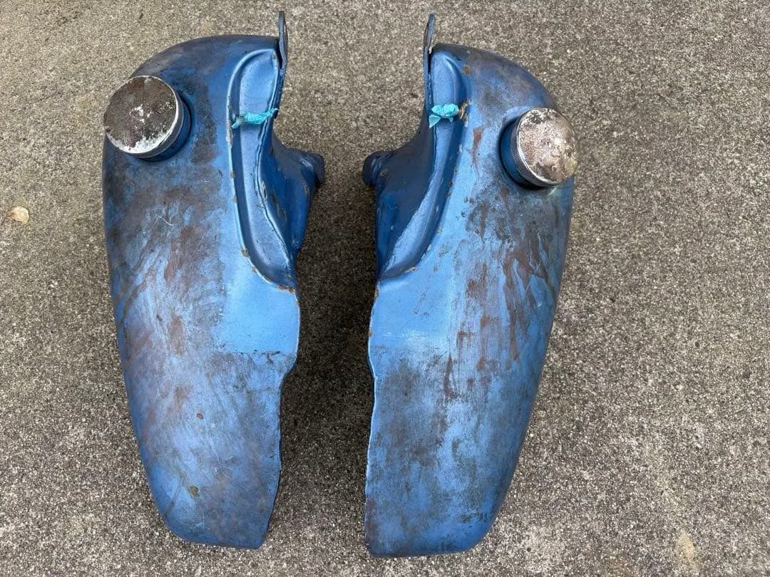 ハーレー　ショベル　5ガロン　バイクタンク 青 傷あり タンクキャップ付き