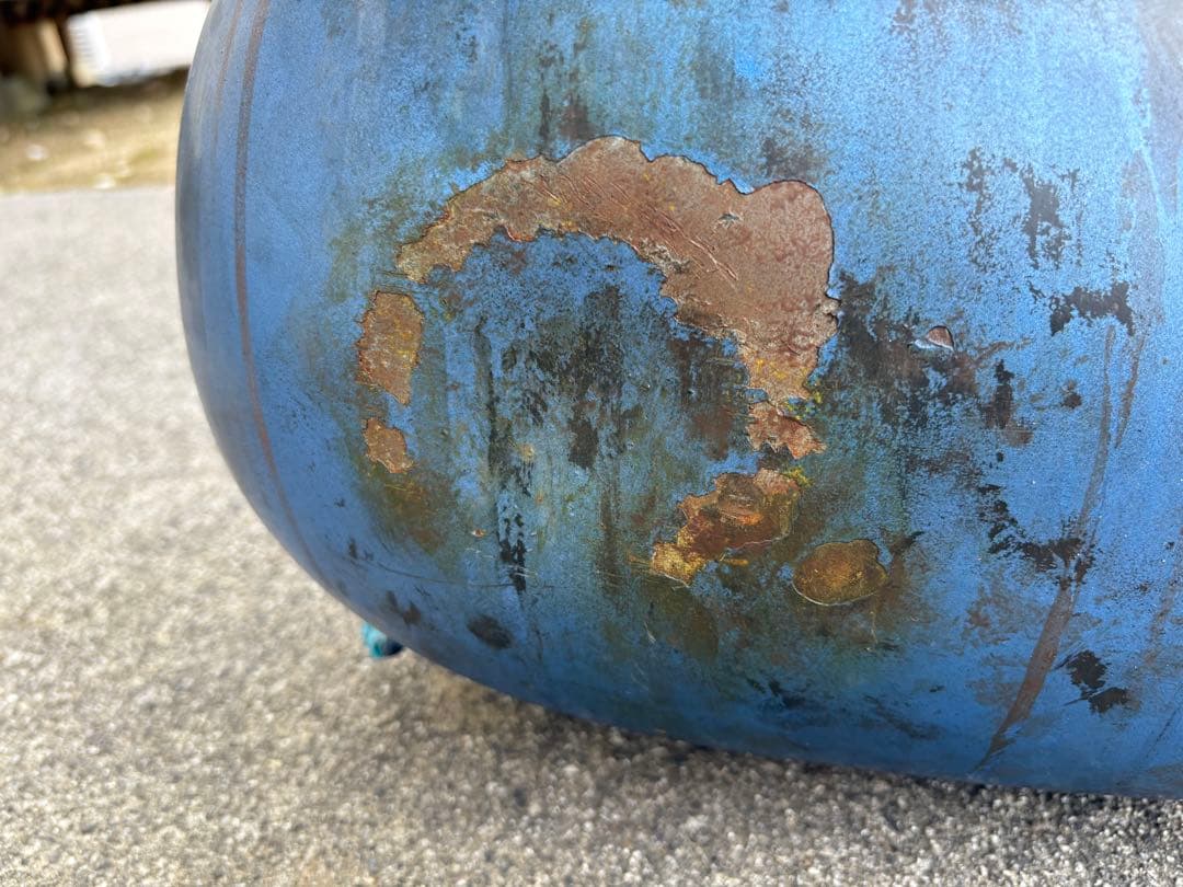 ハーレー　ショベル　5ガロン　バイクタンク 青 傷あり タンクキャップ付き