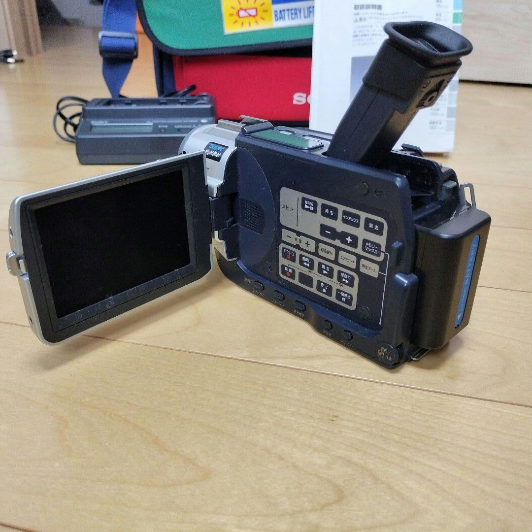 SONY Handycam DCR-TRV17 ケース付き　動作確認済み