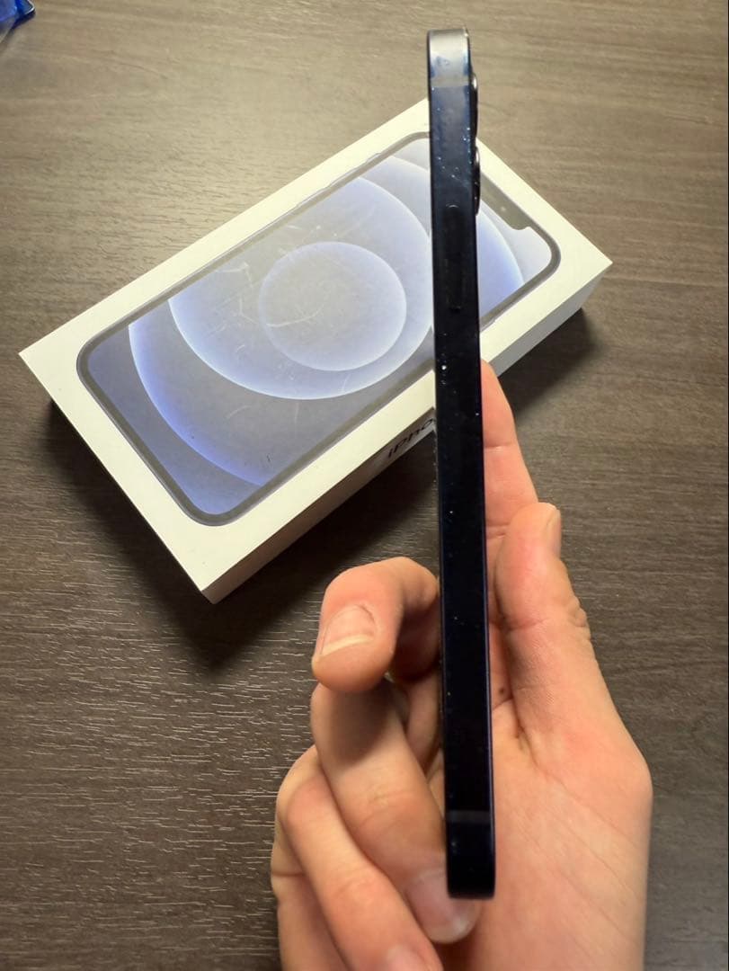 iPhone12ブラック128GB 箱付き 初期化済み SIMロック解除済み