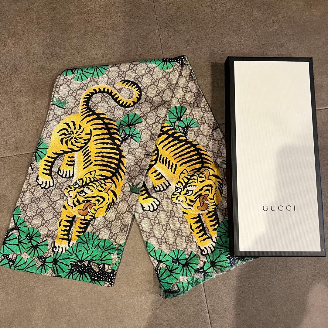 GUCCI グッチ スカーフ タイガー