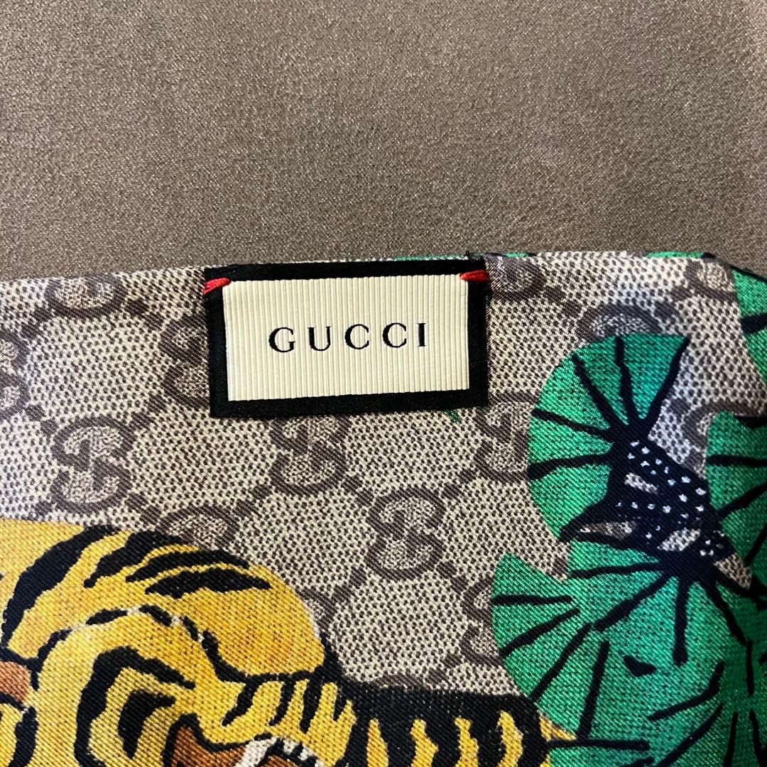 GUCCI グッチ スカーフ タイガー