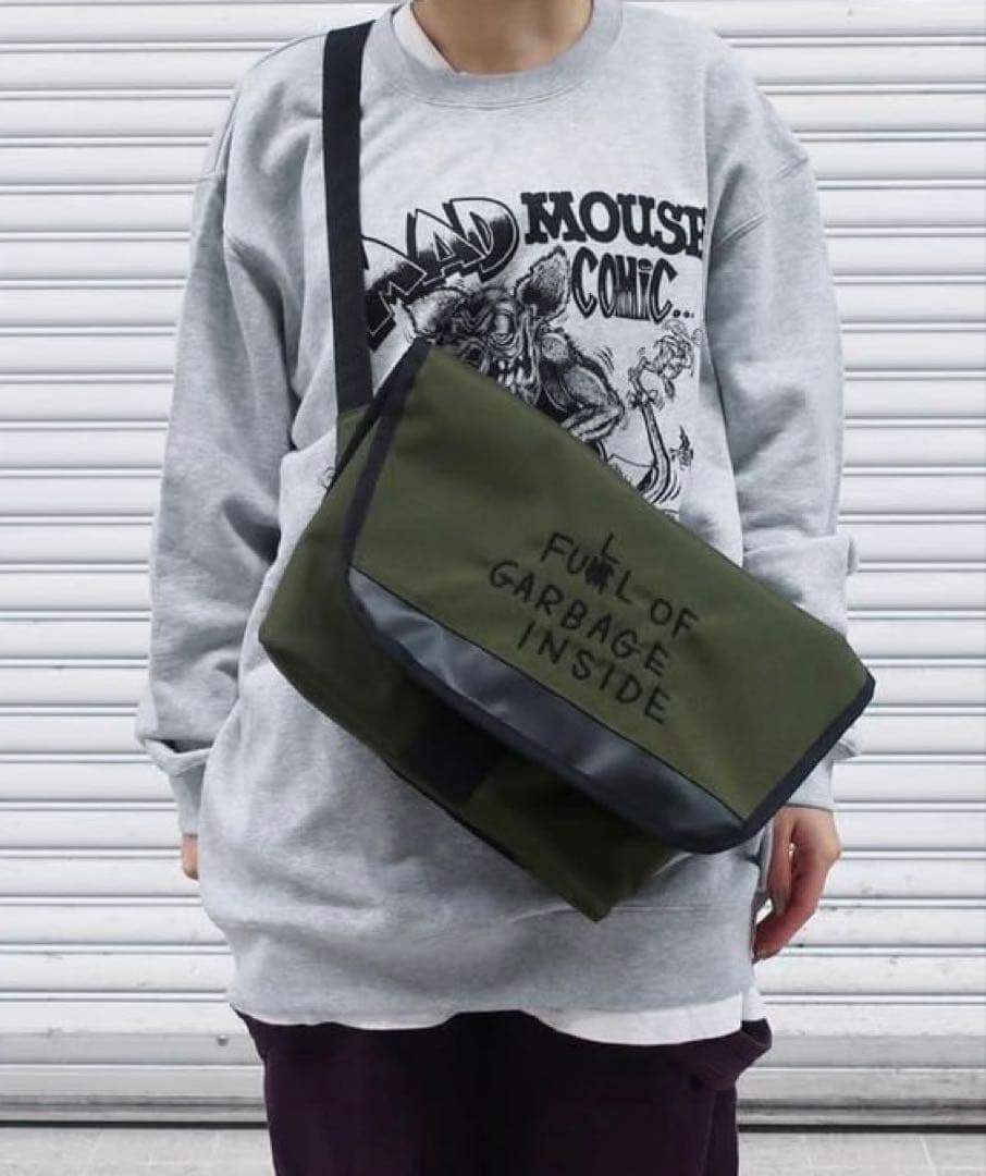 MAD MOUSE COMIC ショルダーバッグ 美品