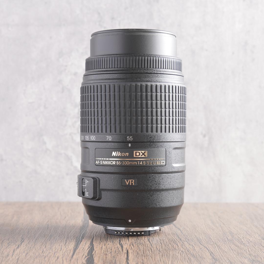 はち　Nikon D5500＋NIKKOR 55-300mm 223-1