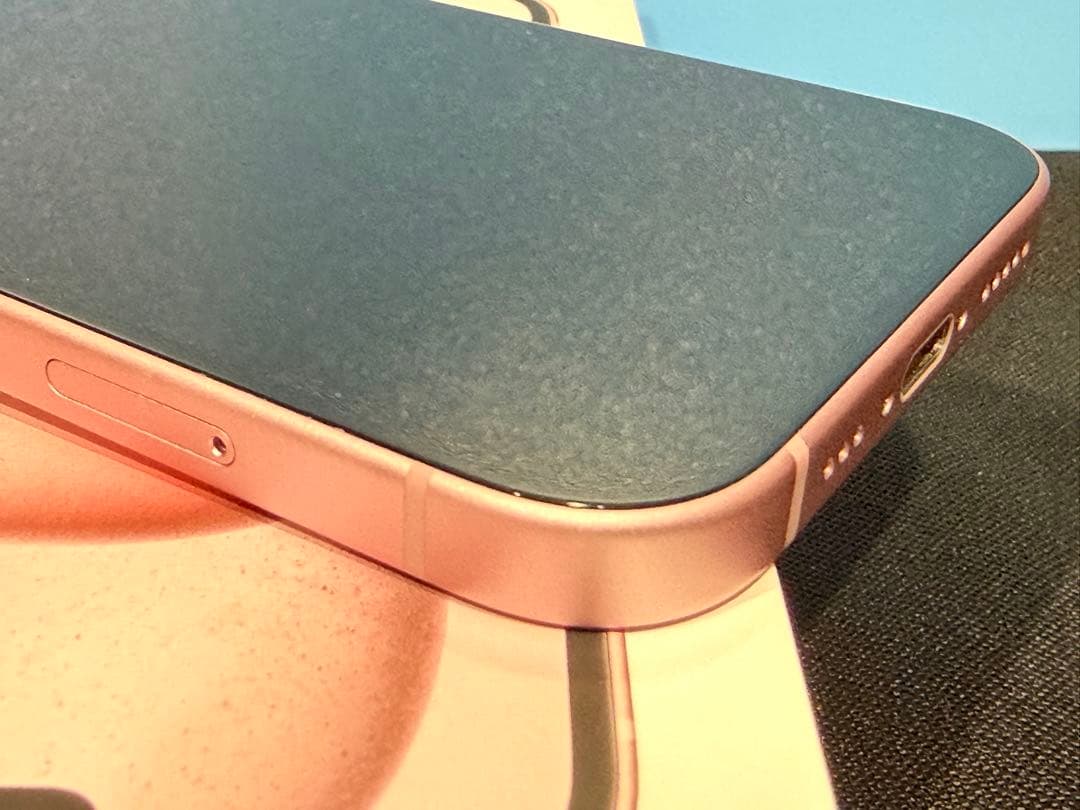 【中古】iPhone15 256GB 本体 ピンク バッテリー84%