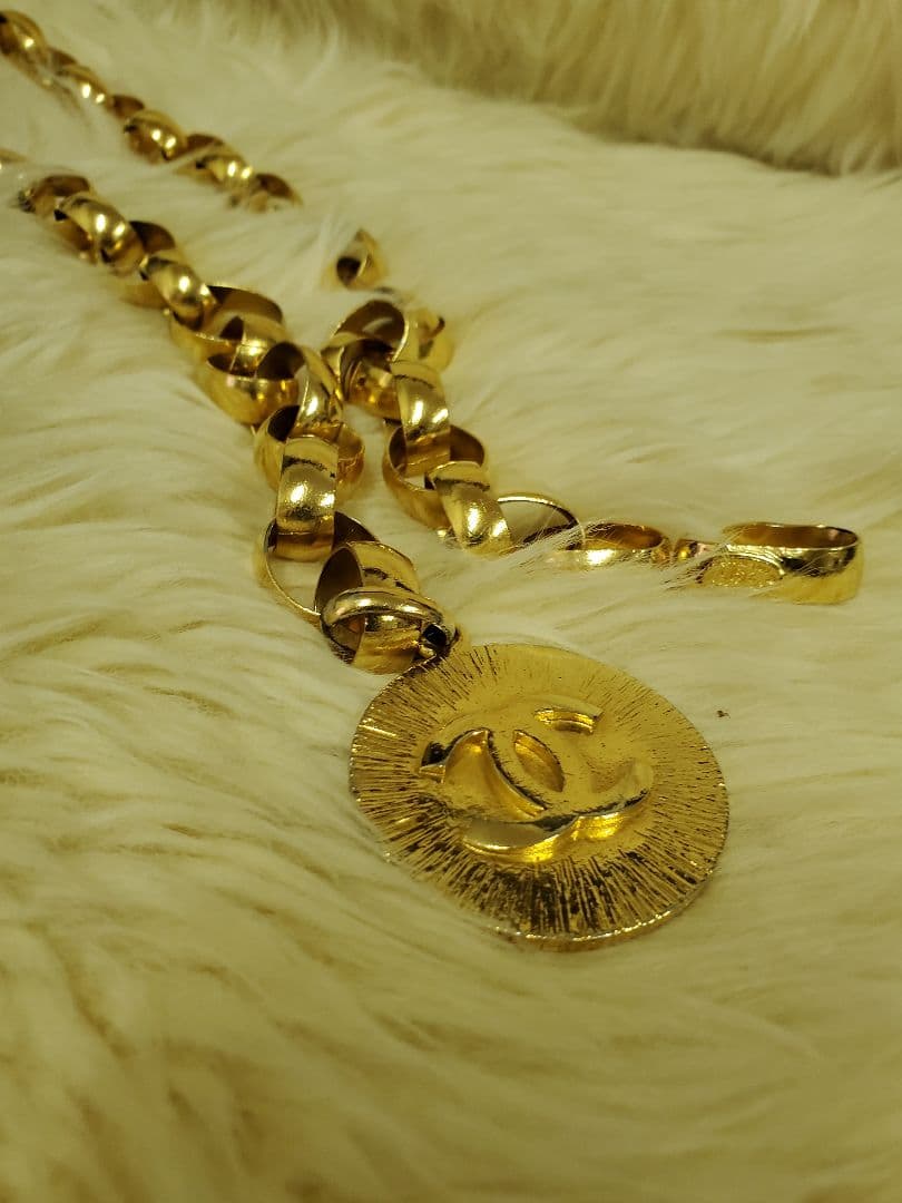 CHANEL シャネルゴールドチェーンベルト