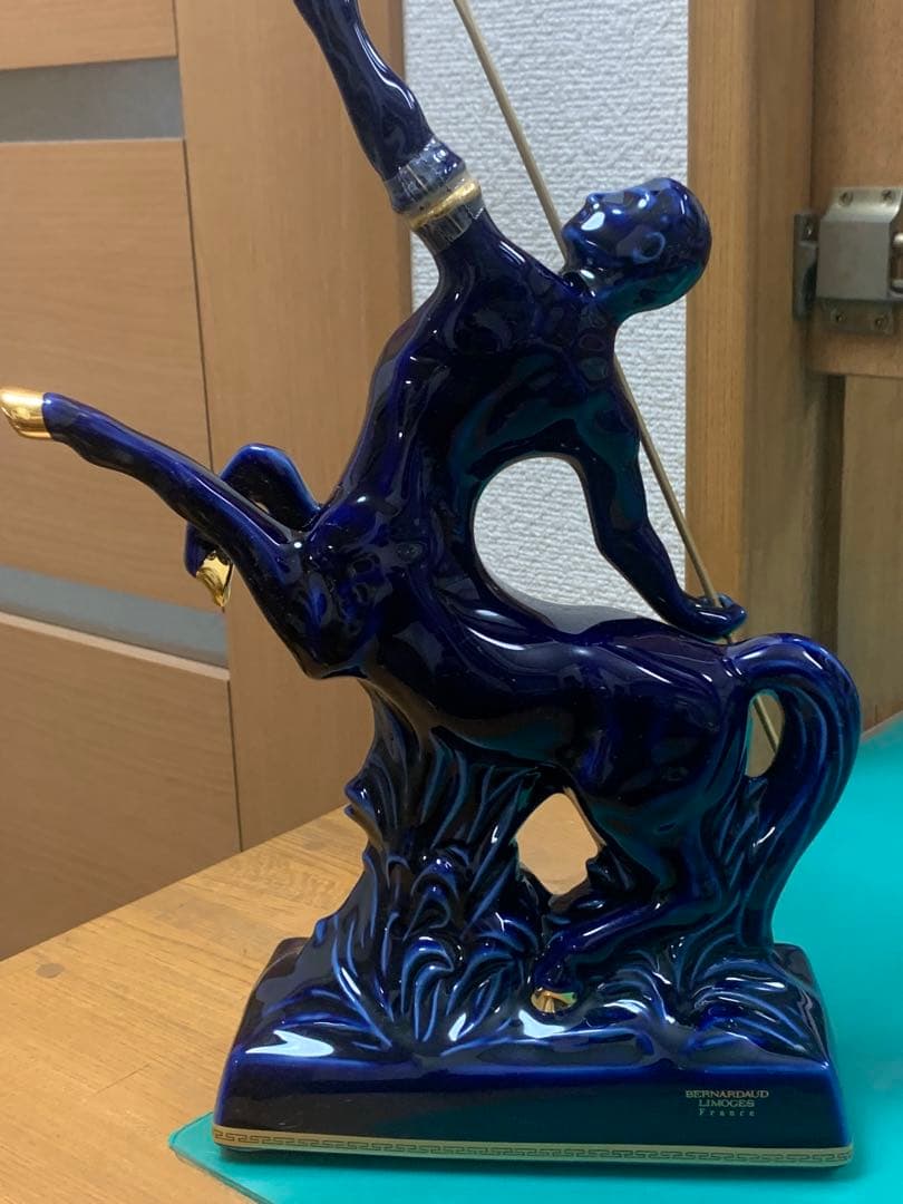 未開栓 レミーマルタン リモージュ 青陶器 ケンタウロス ボトル 古酒