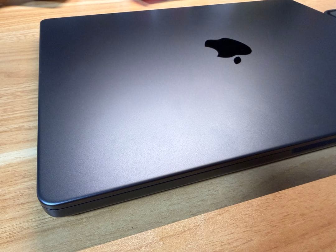 MacBook Pro M4スペースブラック14 メモリ16GB 容量512GB