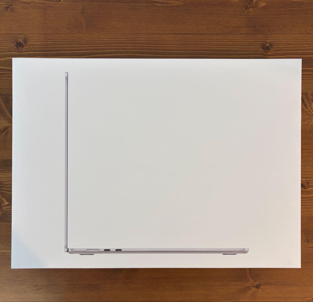 【雨】MacBook Air M4 15インチ 16GBメモリ
