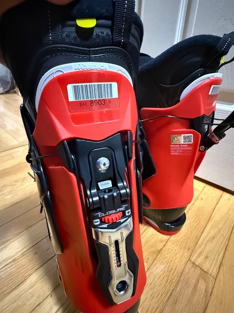 23-24 ノルディカ HF90RGW スキー靴 28-28.5cm