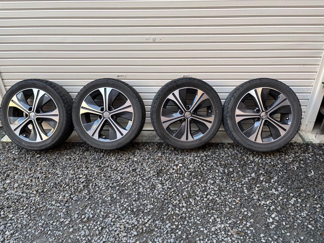 リーフ純正ホイール215/50/17