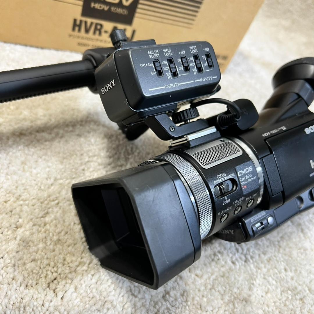 SONY HVR-A1J 業務用ビデオカメラ★XLRマイク・箱付★バッテリー無