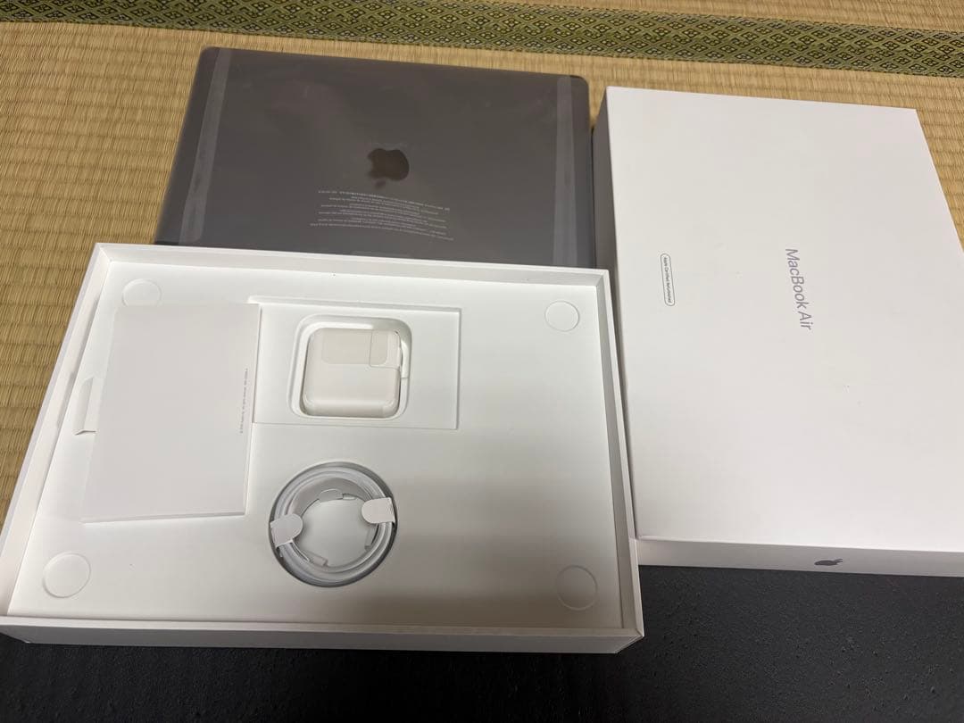m1 MacBook Air 13インチ スペースグレー　美品