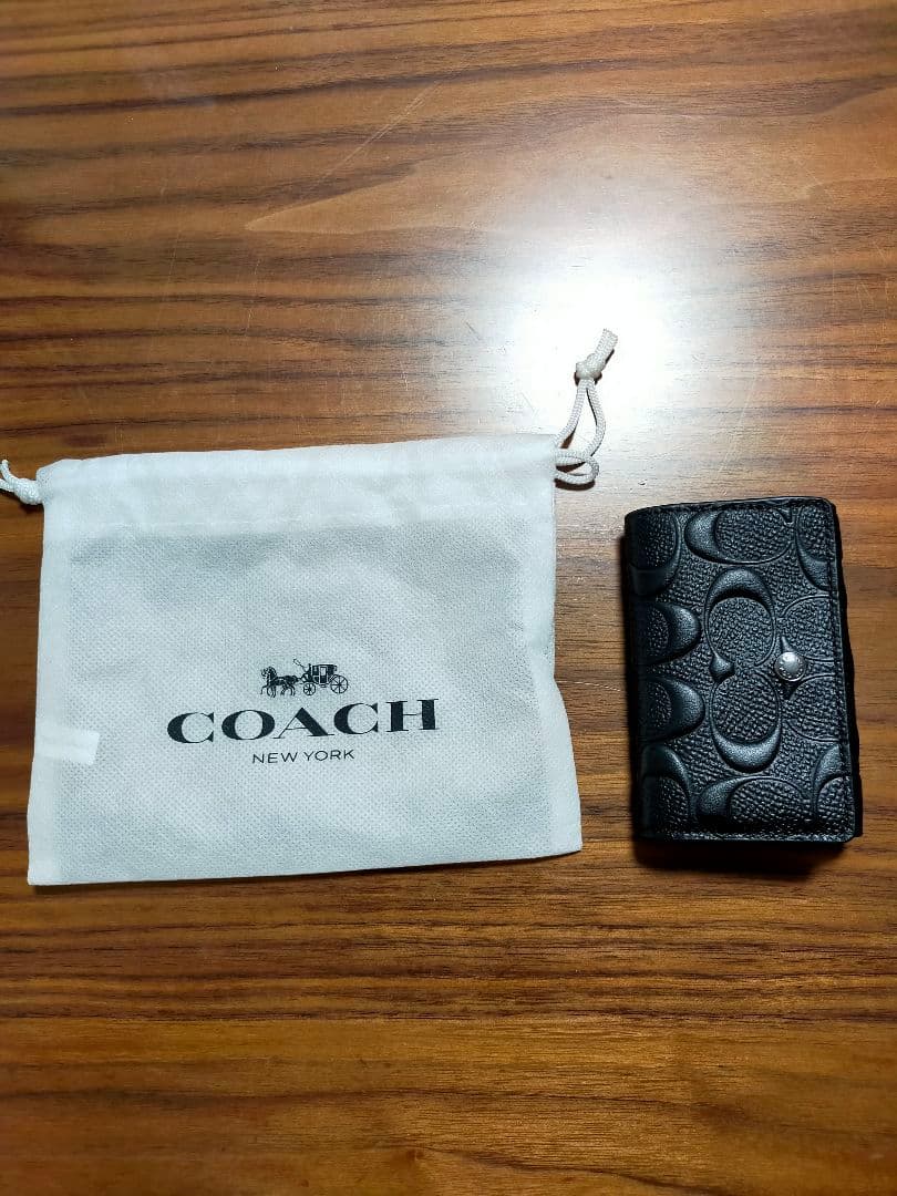 シグネチャー クロスグレインレザー 5連 リング キーケース　メンズ　レディース