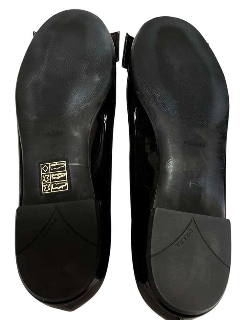 美品 PRADA プラダ リボン フラットシューズ 38 パテントレザー