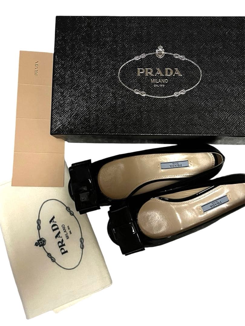 美品 PRADA プラダ リボン フラットシューズ 38 パテントレザー