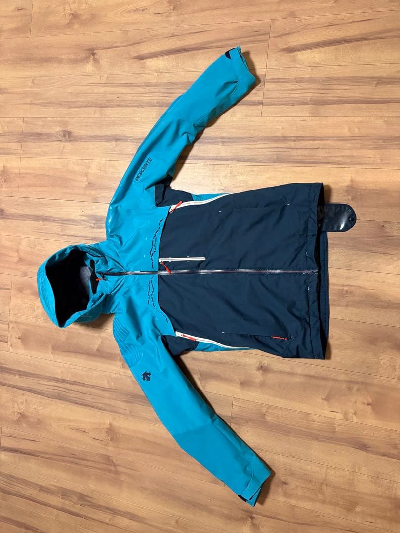 S*l様 スキーウェア　デサント