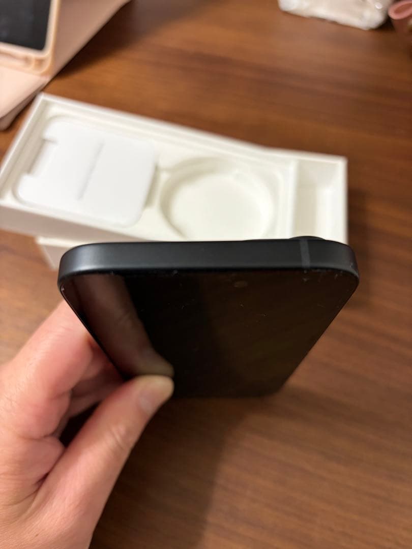 iPhone ブラック SIMフリー