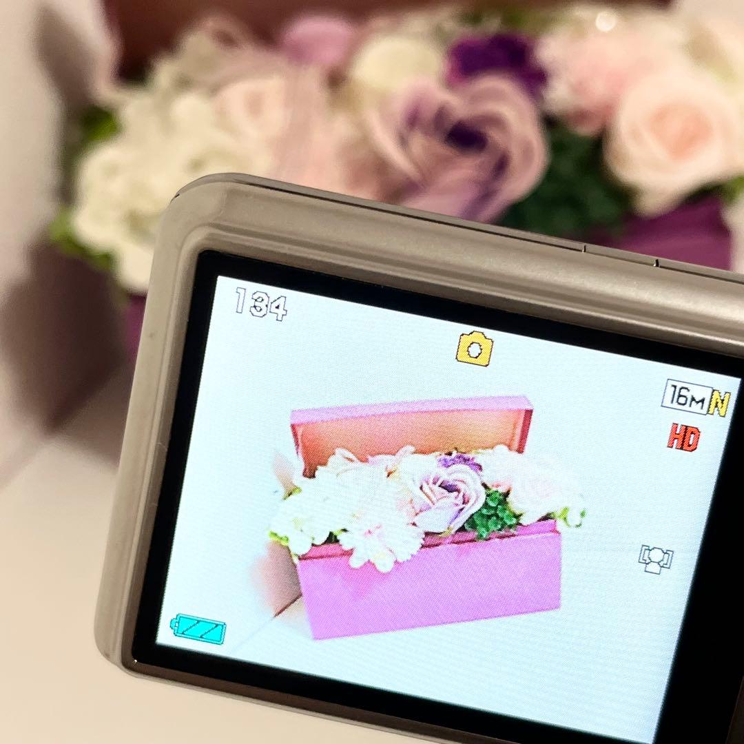 デジタルカメラ CASIO EXILIM EX-ZS26