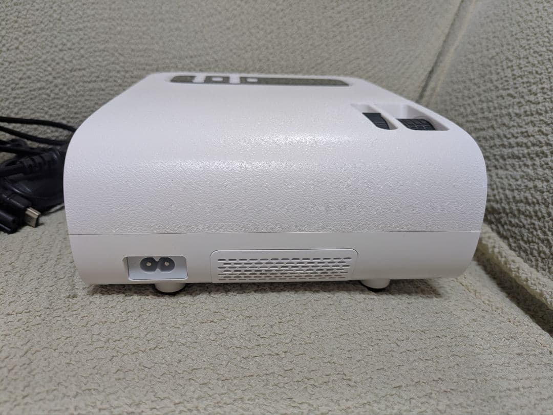 Yaber Pro V8 1080P プロジェクター 本体