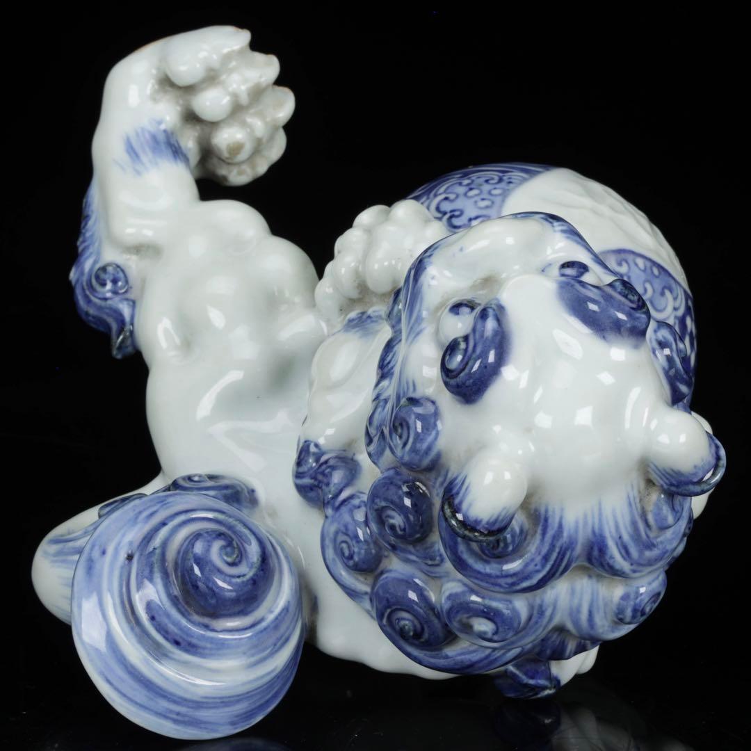 古美術　古平戸　平戸焼　染付　玉獅子　獅子　唐獅子　狛犬　縁起物　置物