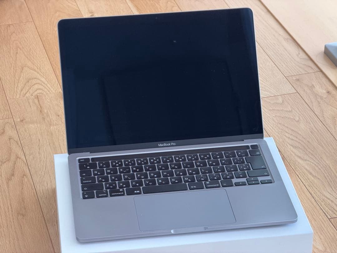 MacBook本体 Apple MacBook Pro 13inc,2020 MWP42J/A